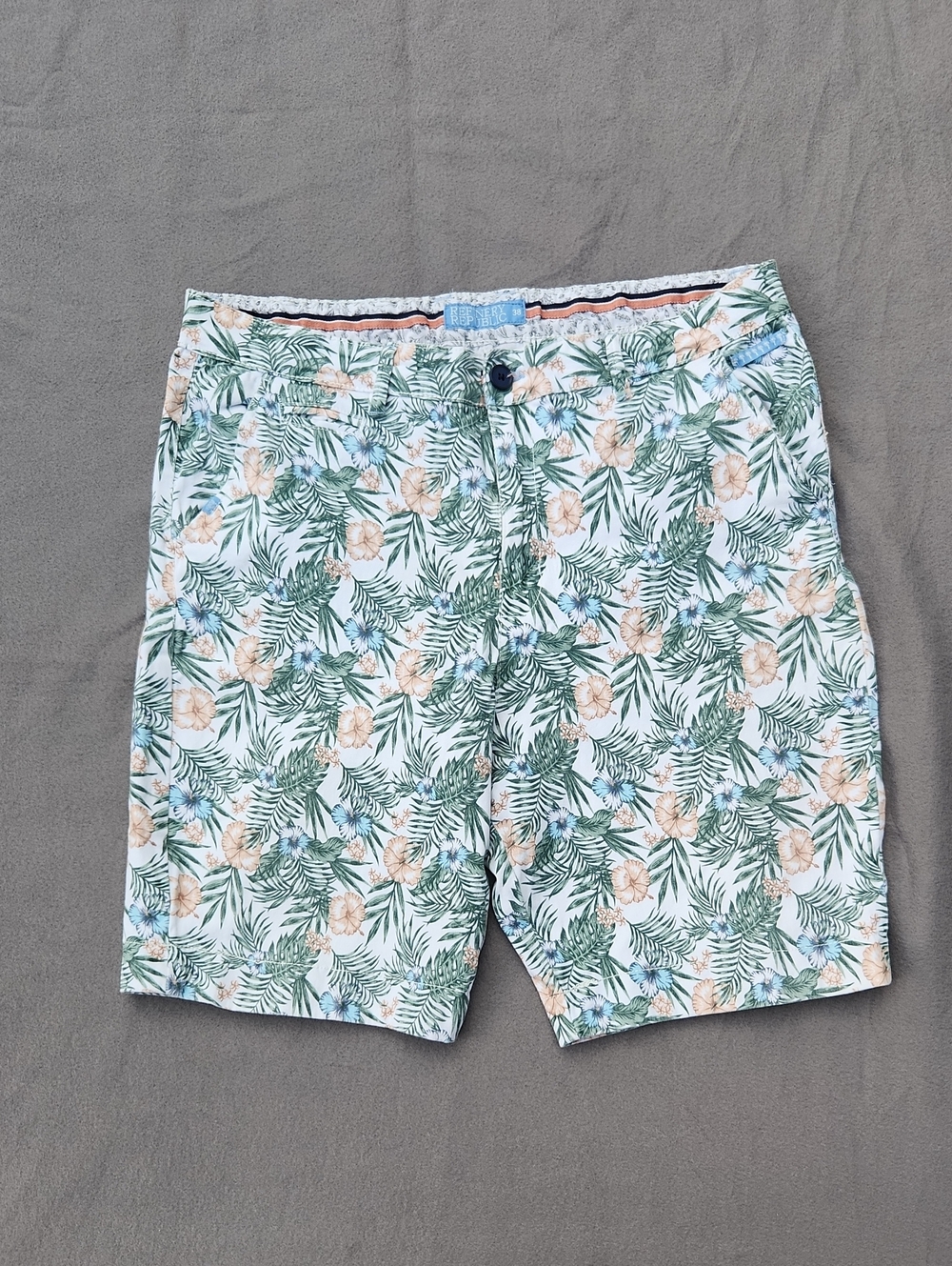 Men's Refinery Republic Tropical Floral Print Stretch Chino Shorts - Size 38